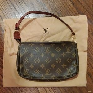 Louis Vuitton Pochette